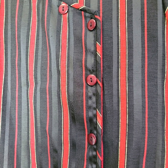 Gorgeous Stripped Dress - Picture 2 of 4